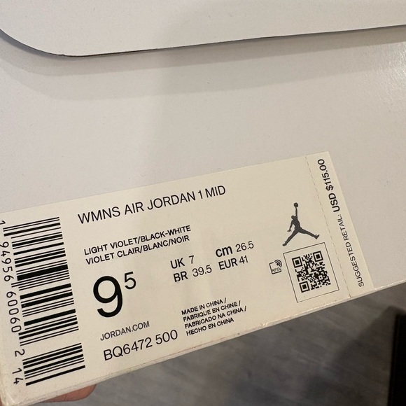 Jordan WMNS Air Jordan 1 Mid Light Violet, Black & White - Picture 4 of 4